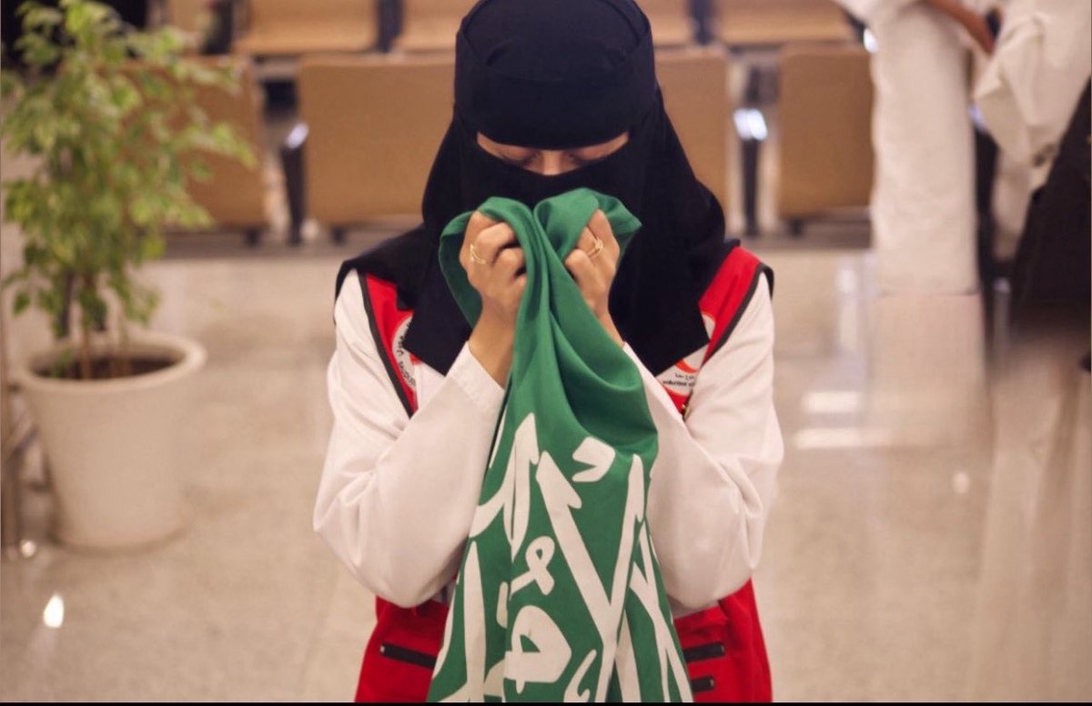 buthaina997's tweet image. بيوم الوطن وبكل فخر

٤٩٥ متطوع من مختلف محافظات شرقيتنا الغالية🇸🇦

يبذلون اكثر من ٣٧٠٠ ساعة تطوعية 

حباً وولاءً لهذا الوطن الغالي 🇸🇦🤍

#اليوم_الوطني_السعودي_95  
#SaudiNationalDay95