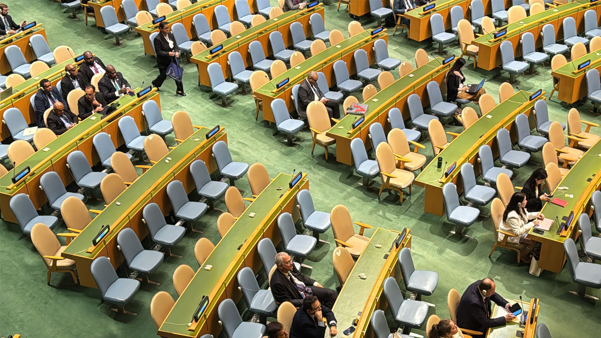 انسحاب عدد من الوفود قبل كلمة نتنياهو أمام الجمعية العامة للأمم المتحدة (اكس)