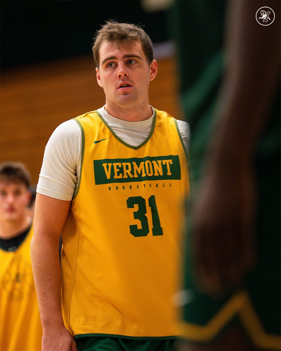 UVMmbb's tweet image. 𝐅𝐢𝐫𝐬𝐭 𝐨𝐟𝐟𝐢𝐜𝐢𝐚𝐥 𝐰𝐞𝐞𝐤 𝐨𝐟 𝐩𝐫𝐚𝐜𝐭𝐢𝐜𝐞 😤
