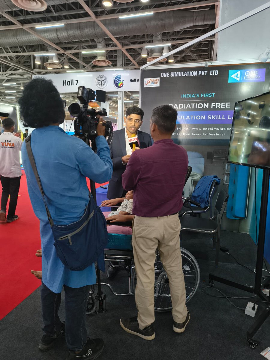 O_Simulation's tweet image. Showcasing 🇮🇳 innovation at #UPTradeShow!
🚀 India’s 1st 𝐑𝐚𝐝𝐢𝐚𝐭𝐢𝐨𝐧-𝐅𝐫𝐞𝐞 𝐂𝐓 𝐒𝐢𝐦𝐮𝐥𝐚𝐭𝐨𝐫 &amp;amp; 𝐌𝐨𝐭𝐡𝐞𝐫-𝐁𝐚𝐛𝐲 𝐌𝐚𝐧𝐧𝐞𝐪𝐮𝐢𝐧 for medical training.
Shaping the 𝐟𝐮𝐭𝐮𝐫𝐞 𝐨𝐟 𝐡𝐞𝐚𝐥𝐭𝐡𝐜𝐚𝐫𝐞 𝐞𝐝𝐮𝐜𝐚𝐭𝐢𝐨𝐧! 💙
@CMOfficeUP 

 #MakeInIndia
