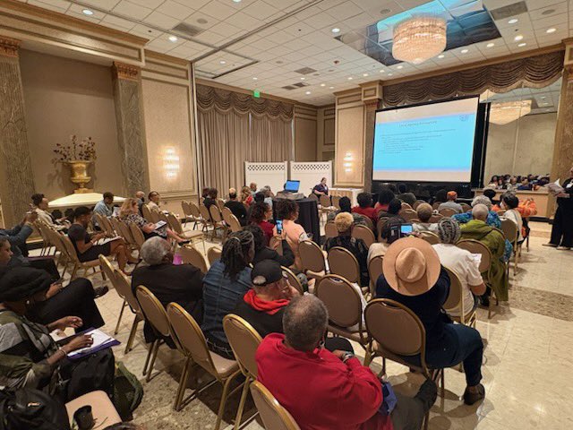 PGCountyOEM's tweet image. Yesterday we joined the Prince George’s County Family Caregivers Conference 2025, where our Emergency Planner Victoria led a workshop on disaster preparedness. Thank you PG County Dept. of Social Services for hosting this impactful event! 💜 #PGStrong #EmergencyPreparedness