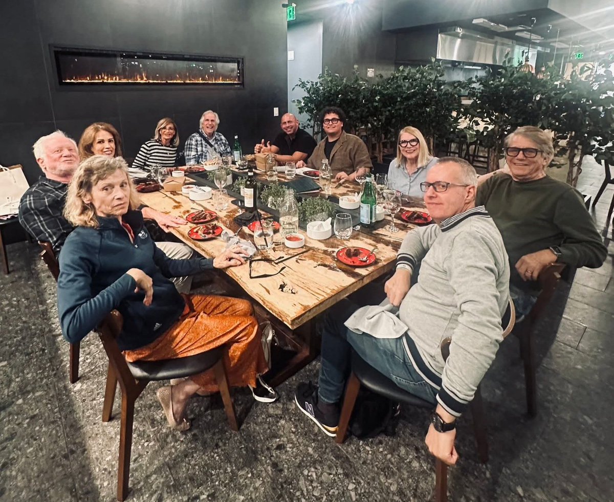 A special dinner with friends on a special day ❤️
