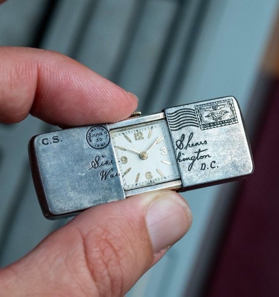 ArtorOtherThing's tweet photo. Cartier Envelope shaped silver watch, c. 1941 https://t.co/vNcXOF5E5I