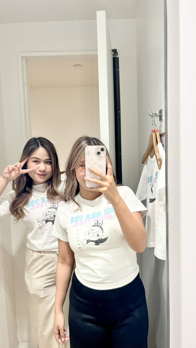 floucilly's tweet photo. uniqlo x labubu https://t.co/H429j96EPp