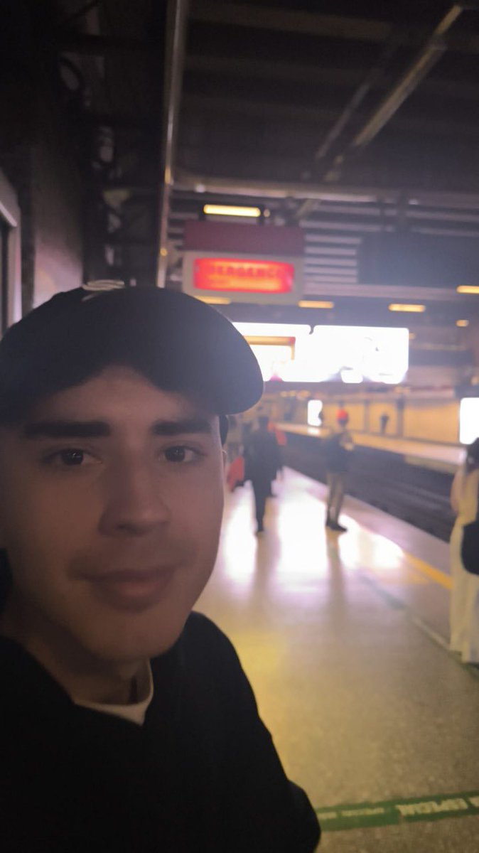 ft9999 (@fithozin) on Twitter photo 