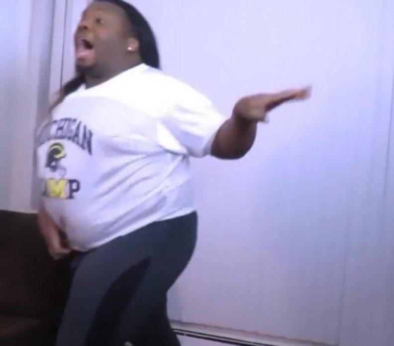 Dejon and meg were the actual real couple to come out of that season and yall thought they were scamming #LoveIsland