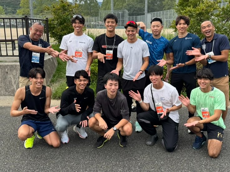 宮本大輔（YMFG）、本日で一線から退きました。
中学記録10秒56樹立、2015世界ユース100m8位、インターハイ・国体2年連続優勝、2018世界ジュニア100m8位、2019ユニバーシアード100m7位400mR金メダル、2021世界リレー400mR銅メダル
輝かしい数々の成果。最後苦しかったけど本当にお疲れ様でした。