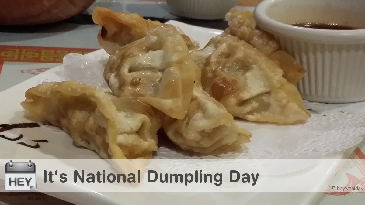 HeyWhatDay's tweet image. It's National Dumpling Day! 
#NationalDumplingDay #Dumplings #DumplingDay