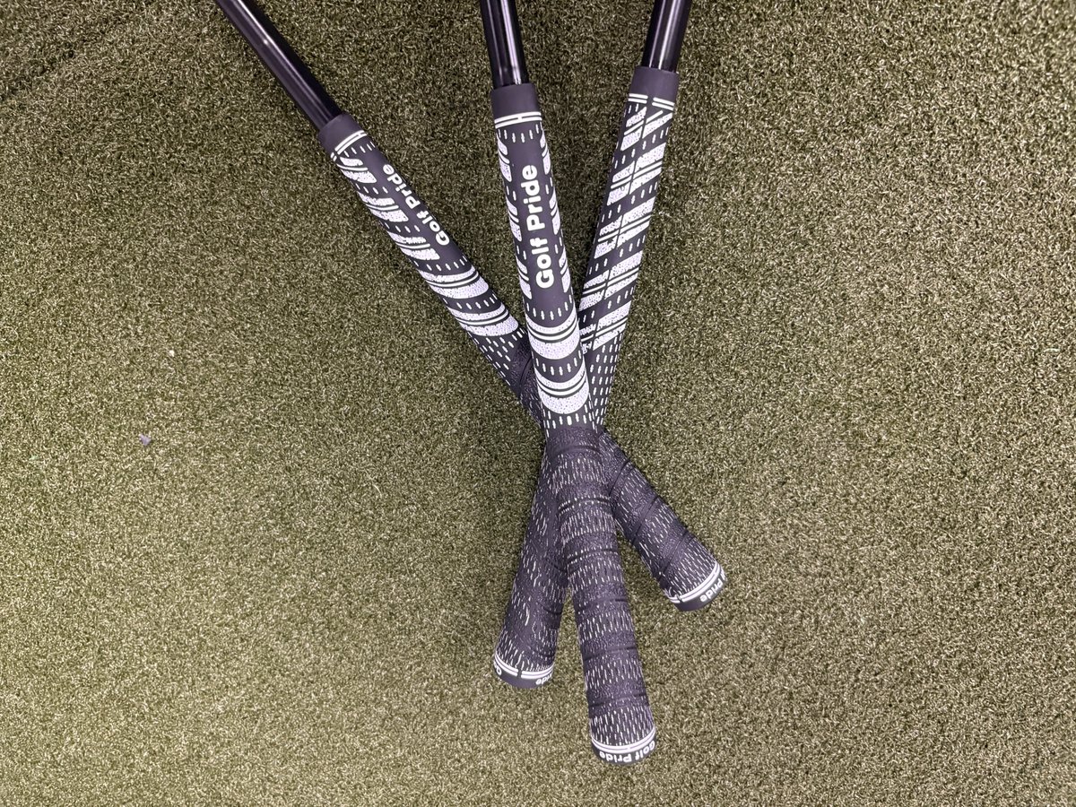 TopGunGolfFL's tweet image. Our clients Cleveland Golf RTZ wedges just upgraded to the True Temper Dynamic Gold Tour Issue Black Onyx and Golf Pride MCC Grips for both Stealth and Performance
#golfgear #GolfShaft #GolfDigest #southfloridagolf #CustomGolf #golfclubrepair #GolfClubs #golfshafts #GolfGrip