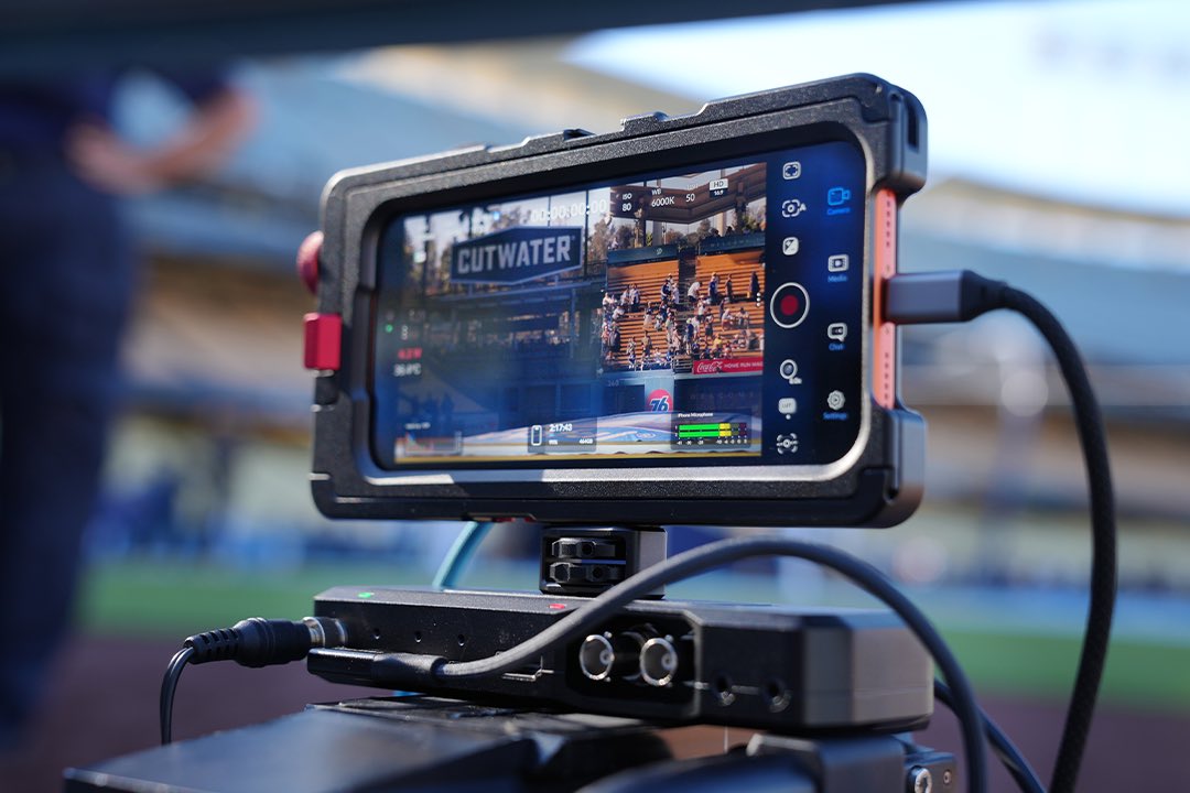 Friday Night Baseball, now shot on iPhone 17 Pro.

Tonight’s first-of-its-kind broadcast features live gameplay and exclusive ballpark moments captured on iPhone 17 Pro. Watch @Tigers at <a href="/RedSox/">Red Sox</a>, live from Fenway Park, only on Apple TV+

#ShotoniPhone17Pro #FridayNightBaseball