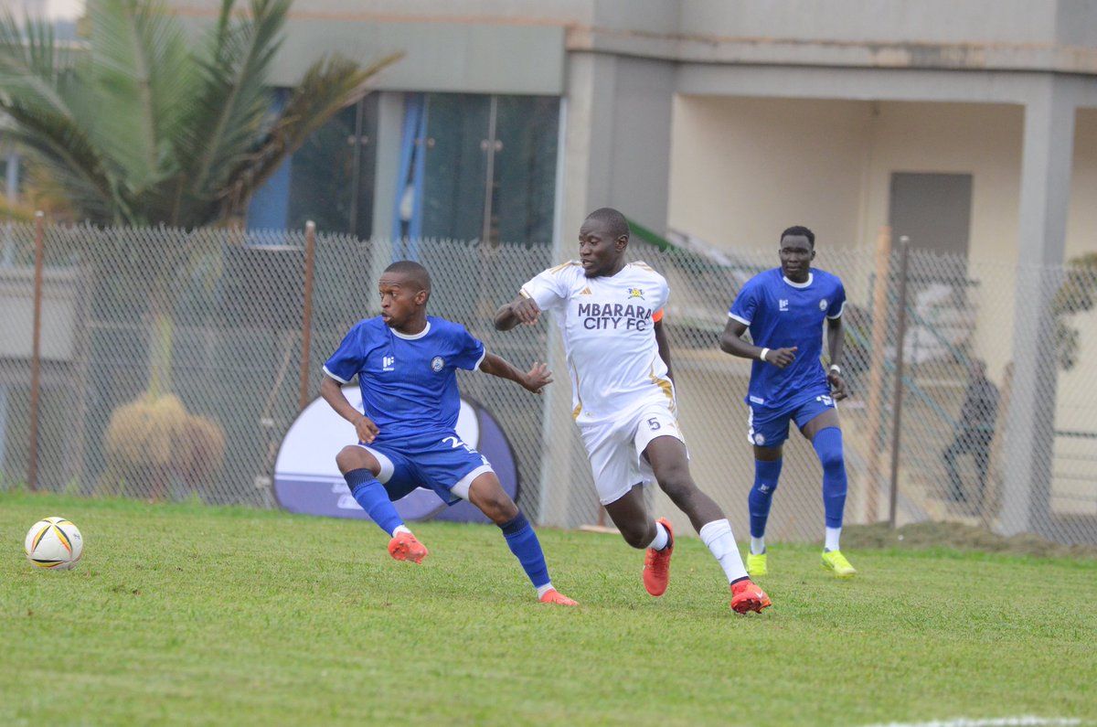 UgPoliceFC's tweet photo. ⌚Min 45' || POL 1-0 MBR
We're Back for the second half
#WeAreCops
#PlayToServe || #StarTimesUPL || #POLMBR https://t.co/zPnp3WTrG8