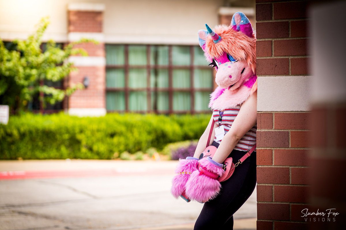 Mika was absolutely one of my favorite fursuits to photograph at #TTFC2025 ✨💖 Such a colorful and fun design that shines through the lens every time! 📸

🩷 mika_crepa (IG)
