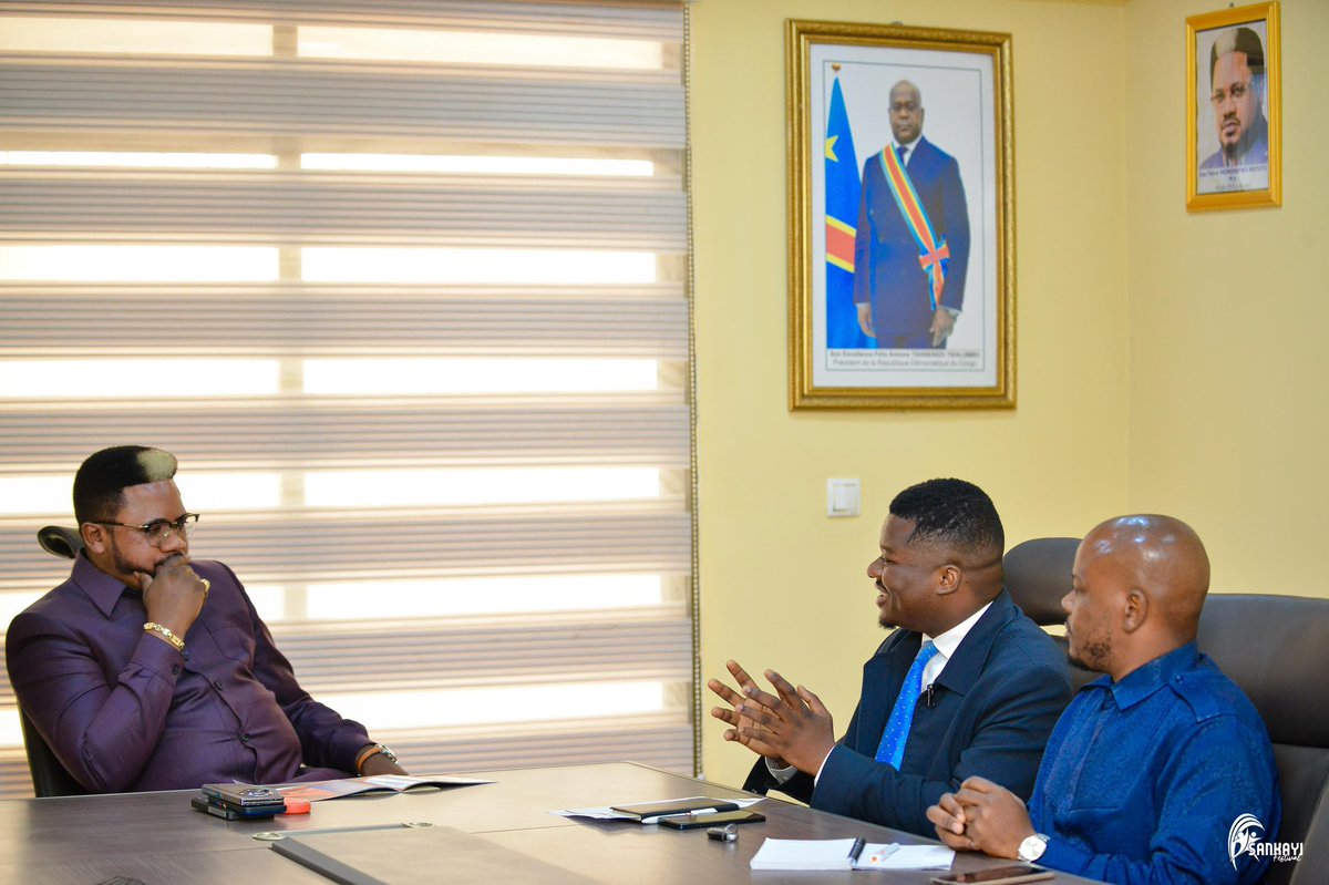 #FIS2025
Précieux moment d’échanges avec le PCA de Cobil, l’excellent Jean Thierry Monsenepwo <a href="/ThierryMonse/">Jean Thierry MONSENEPWO</a> 
Nos discussions ont porté sur l’organisation du Festival International SANKAYI, qui mettra en lumière les acquis du développement et contribuera à la relance du centre.