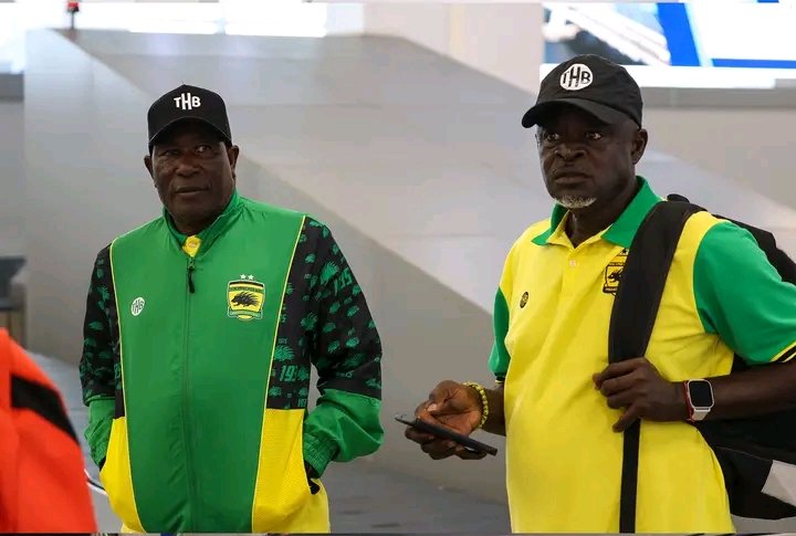 Our Warriors have arrived safely at the Murtala Mohammed International Airport , Lagos.

#AKSC #Fabucensus #Kotoko4All