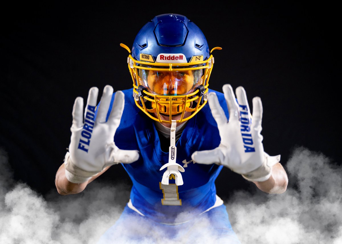 Good luck to <a href="/ENKnightsFB/">Knights Football</a> tonight! Go get em Knights!