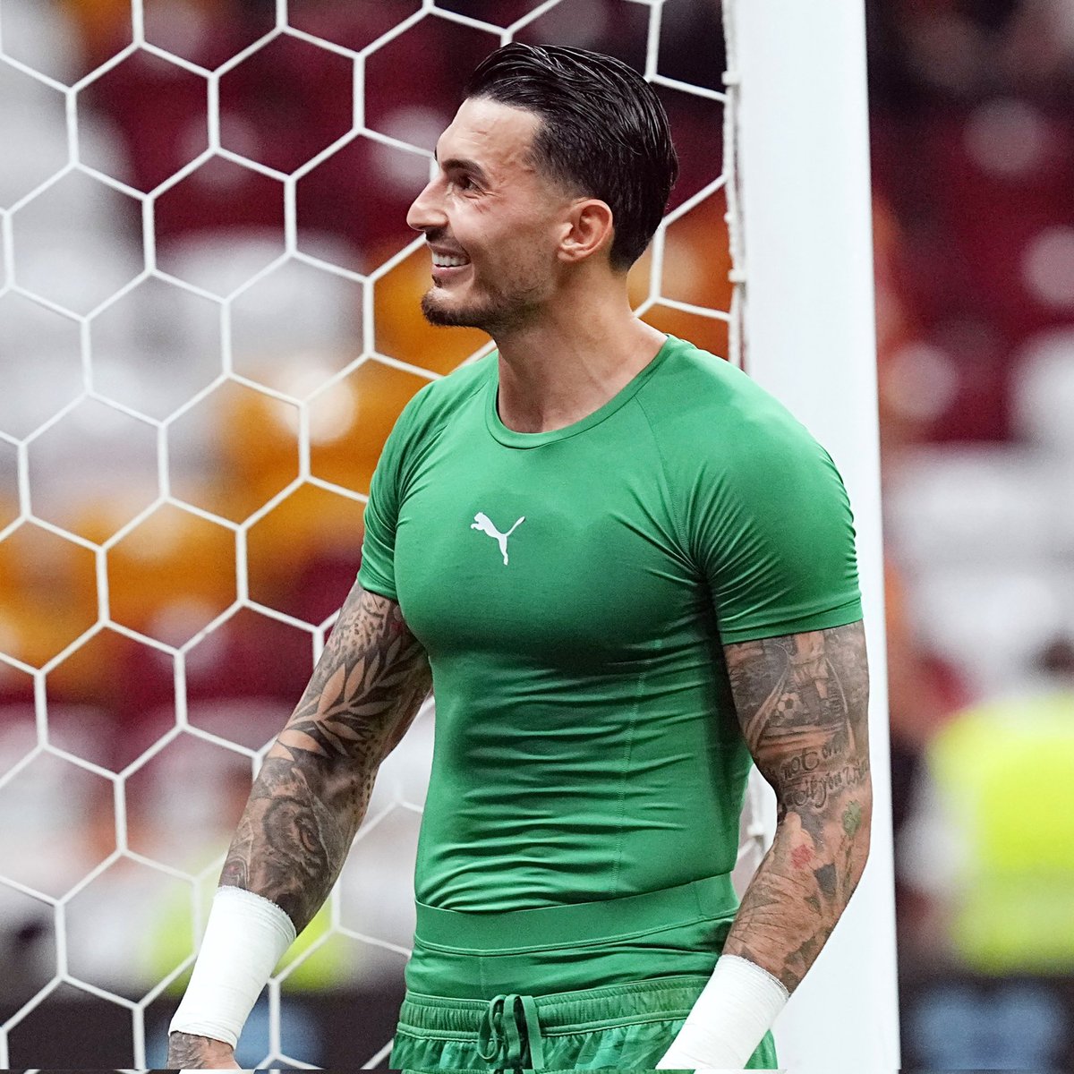 Tek başına 3 puan aldırdı baba