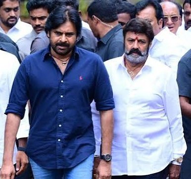HyderabadShafi's tweet photo. @DiplomaFail @PJRaghuRanjith Aina ee kukkalni Kaapadi dhaggaraki thiskunna Kalyan babu dhe thappu 😑 https://t.co/JLLcilAI8A