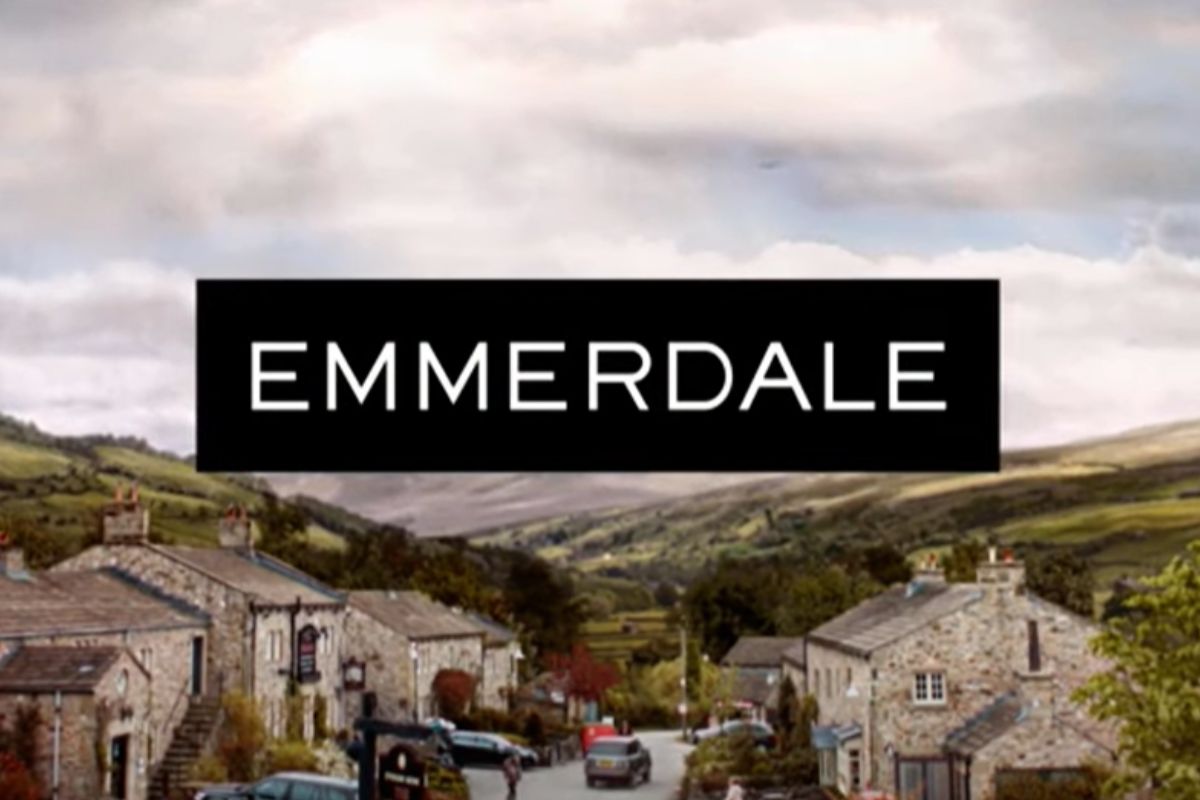 Express Celebrity 💫 tweet media