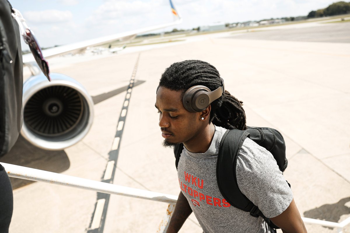 WKUFootball's tweet image. Wheels 🆙 🛫