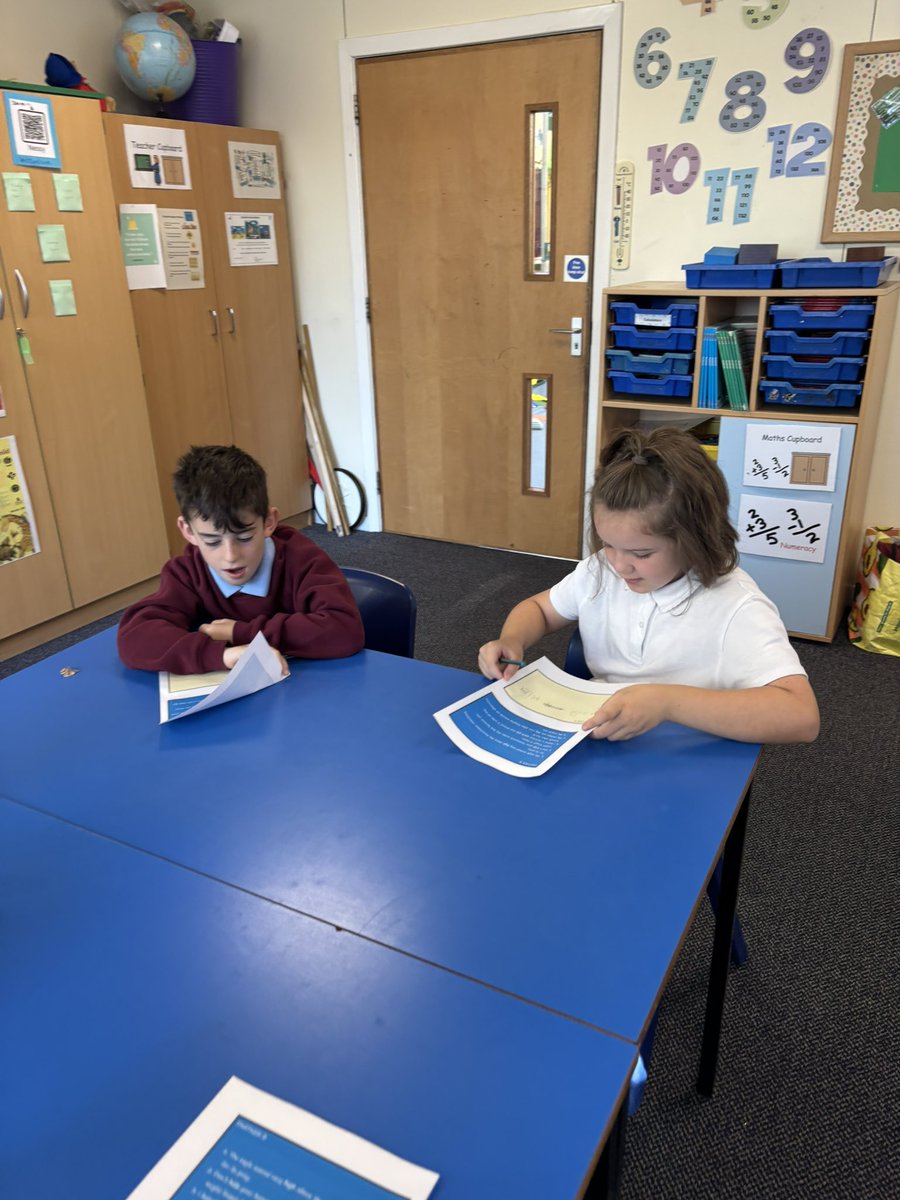 crosshill_ps's tweet image. Class 2 are learning to decode and encode. #CrosshillClass2