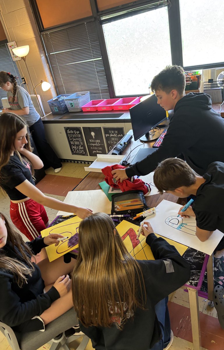 MathWithMsBretz's tweet image. 7th graders took 3rd in their 1st pep rally! Not too shabby for a first time around- awesome work and cheering 📣