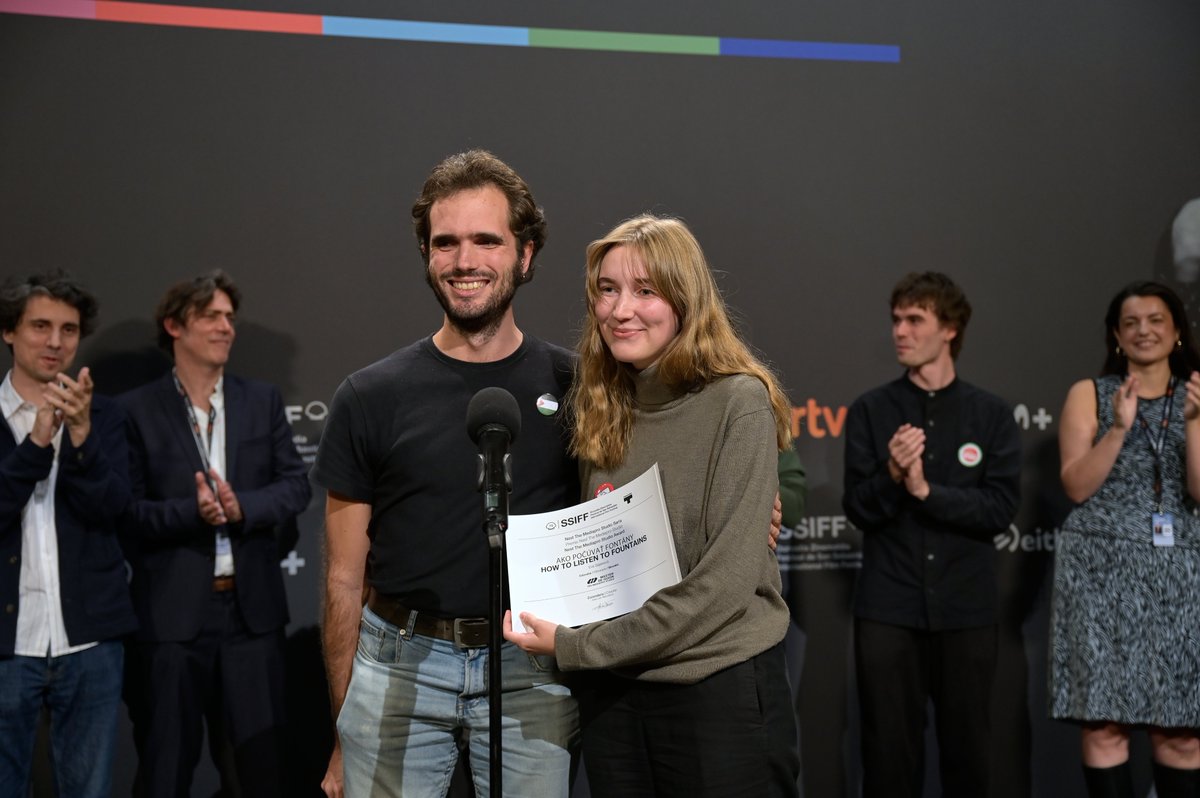 Donostia Zinemaldia - Festival de San Sebastián (@sansebastianfes) on Twitter photo #73SSIFF 🏆 Premio Nest <a href="/themdpstudio/">The Mediapro Studio</a> 2025 Saria / Award:
Ako počúvať fontány / How to Listen to Fountains (Eva Sajanová, FTF VSMU) #73SSIFF 🏆 Premio Nest <a href="/themdpstudio/">The Mediapro Studio</a> 2025 Saria / Award:
Ako počúvať fontány / How to Listen to Fountains (Eva Sajanová, FTF VSMU)