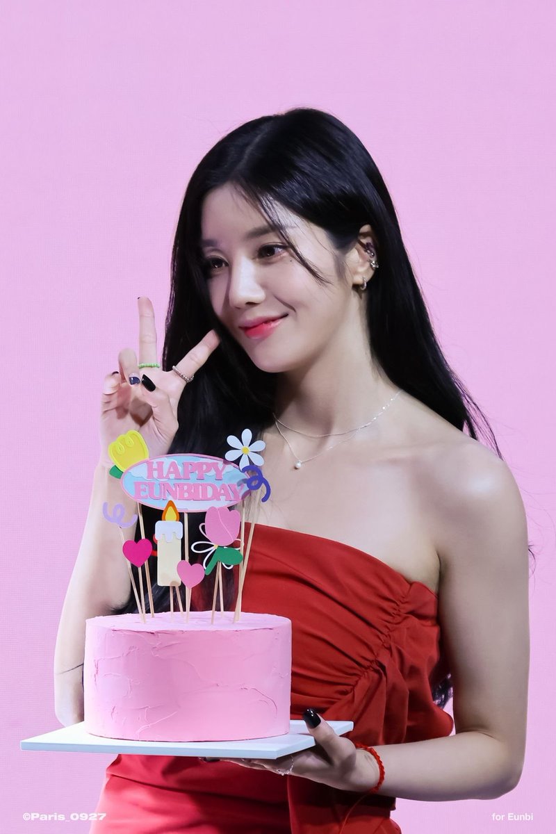 Kwon Eunbi Charts tweet media