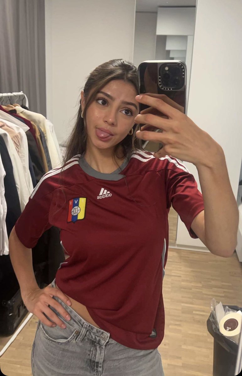 FrenchCatfish's tweet image. Disponible pour détruire vos petits cerveaux de gooner ~ 🤭

Viens en DM CB en bouche loser 🤭