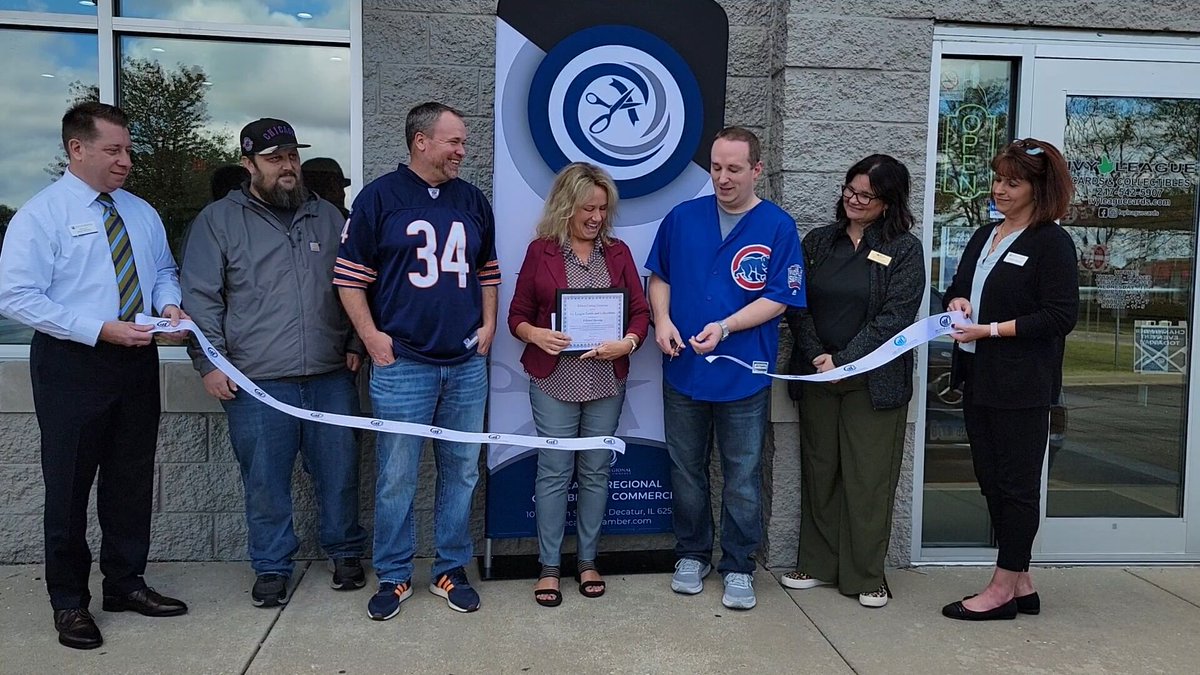 DecRegChamber's tweet image. Thank you to everyone who joined us today to celebrate Ivy League Cards &amp;amp; Collectibles' grand opening in Forsyth!

Special thanks to owners Andy Stukins, Noal Bonnett, and Jim Keller for bringing their passion and expertise to our community!

#DRCC #CardCollecting #DecaturIL