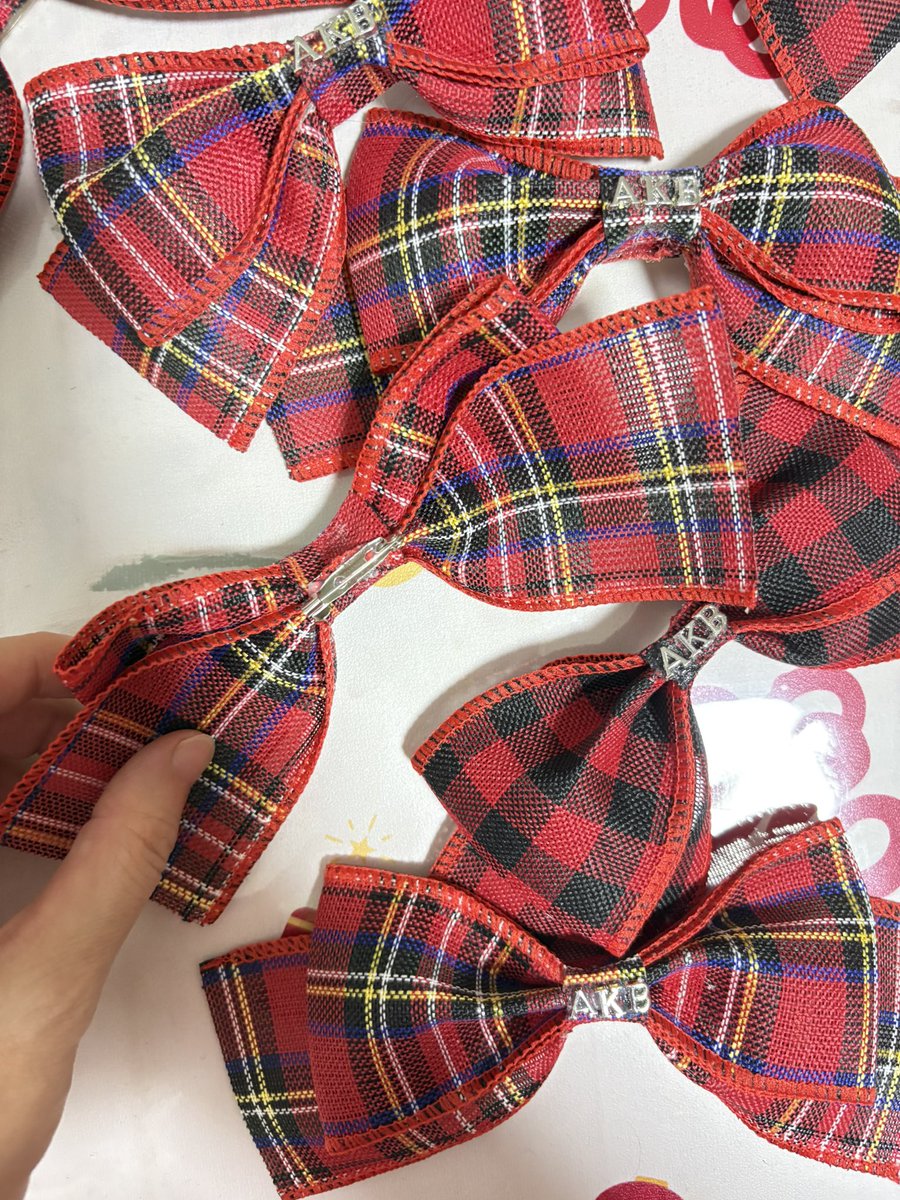 xiari127's tweet photo. 応援🎀for #AKB48 上海公演
红格子最高！
#AKB48_20thYear  
#AKB48_PARTYが始まるよツアー https://t.co/dfwVt0b92n