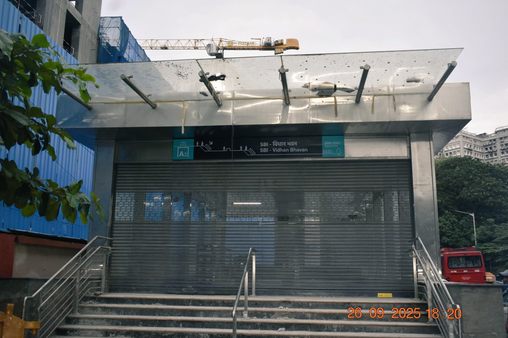 🚇 Vidhan Bhavan Metro Station on #AquaLine will provide direct underground access to Vidhan Bhavan, Mantralaya &amp; the New Administrative Building.

With multiple entry/exit points, the station ensures safe, convenient, and congestion-free travel for both government employees and