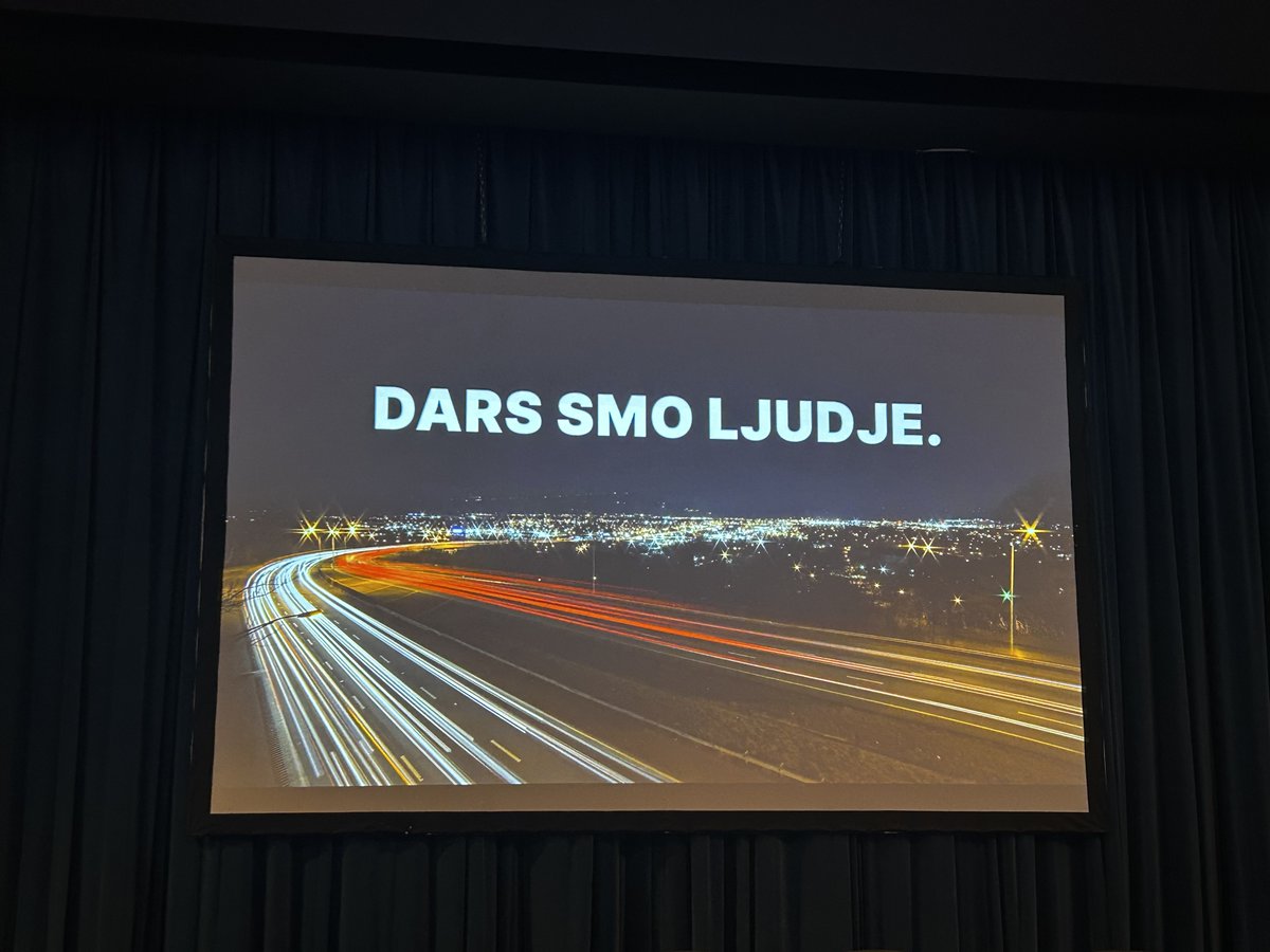 [VARNOSTNA KONFERENCA 2025] Danes smo v Domu kulture Kamnik uspešno izvedli Varnostno konferenco 2025, kjer smo skupaj s strokovnjaki Iz različnih področij razpravljali o izboljšanju varnosti na avtocestah. ✅ 

💭 Poudarek je bil na pomenu varnega dela na terenu, delitvi
