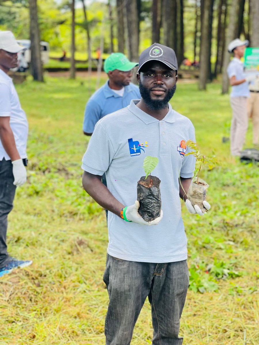 chollomgabriel1's tweet image. Today, I had the privilege of joining colleagues to celebrate World Environmental Health Day, organized by the Plateau State Environmental and Sanitation(PEPSA).
This remarkable effort, championed by the visionary Director General, Hon. @SamuelNDapiya, underscores this Commitment