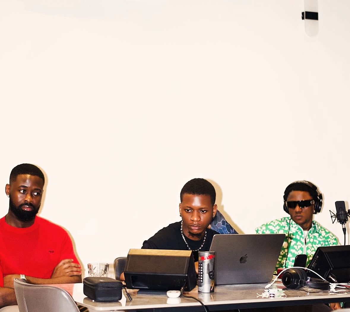 honored and glad to have contributed to this project!💿

Up w <a href="/vict0ny/">VICTONY</a> 

Billions w <a href="/Lojaymusic/">Lojay</a> 

big love <a href="/beatsbysarz/">I am...</a> 🩶