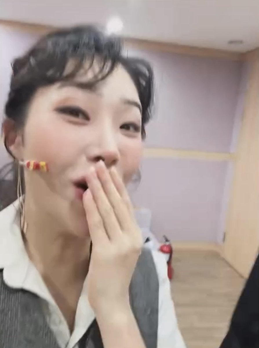 옥봄 키스 네컷