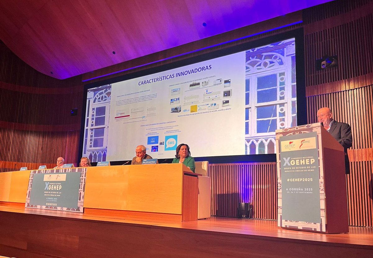 Sesión plenaria II, moderada por los doctores Javier de la Fuente y María José Pena.

El doctor Antonio Aguilera expone la “Anatomía del coste-efectividad del cribado etario de VHC en Galicia”.

#CongresoGEHEP25