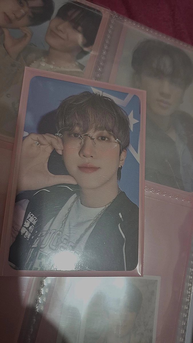 https_mihkki's tweet image. 𝜗 . ⊹ 🎀  ࣪ ˖ ৎ