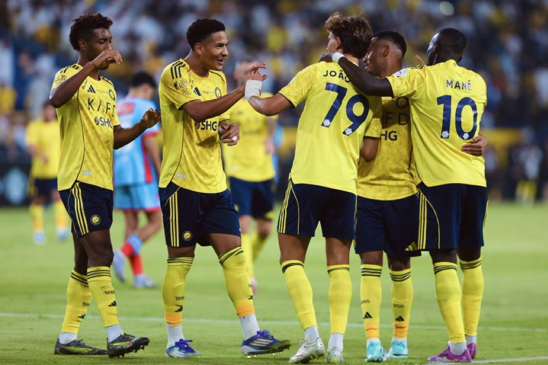 العالمي ينادينا.. مدرج الشمس يشتاق لأهازيجكم
💛💙
الموعد مع النصر.. والوفاء عنواننا، احضروا واصنعوا الفارق كعادتكم 💪

 #النصر_الاتحاد