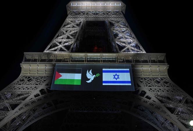 Silence is cooperation. You cannot remain silent during a genocide!!! It seems that Europe is realizing that. This can be inferred from the recent initiatives that some European countries have taken. #Gaza #Ukraine 
We will definitely stand for peace. May peace return to the