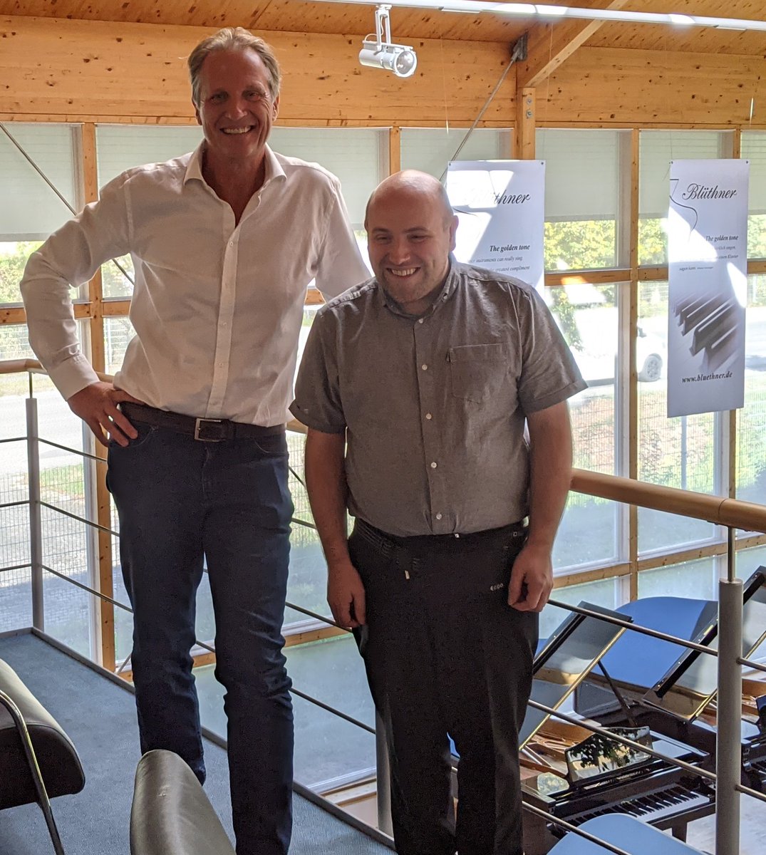 pianotunermjr's tweet image. Just had the incredible experience of visiting the Blüthner Piano factory in Leipzig! 🎹✨

#bluthner #Leipzig #piano #pianist #pianoplayer #pianotuner #pianotuning #music #pianotuners #grandpiano #germany #england #matthewrichards #matthewjamesrichards #musicians