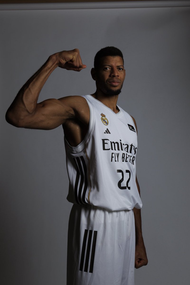 Afortunados 9 años en el mejor club del mundo 🤍 #temfe🙏🏾🦍