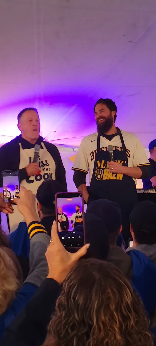 MrAngry247's tweet image. Had fun having some of Murphs #PocketPancakes #ThisIsMyCrew #WinItForUeck