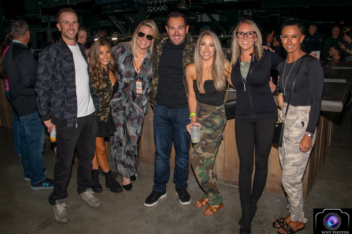 WestHerr's tweet image. We had a wonderful time as the Presenting Sponsor of this year&apos;s 
@mercyflightwny BASH! Thank you to everyone who came out to support this wonderful event &amp;amp; important cause 🚁🎆🎉 #WestHerrCares #PartyWithAPurpose