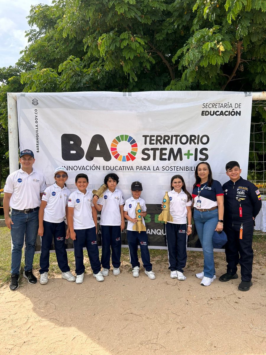 biffilasalle's tweet image. 🚀✨ Orgullo y emoción en el Skill Challenge Cohetería 2025.
El Colegio Biffi-La Salle fue sede de la final 🌟.
👏 Felicitamos al equipo GIGA por su talento y dedicación 💙🤍💛.

#BiffiLaSalle #SkillChallenge #Cohetería2025 #Innovación #CienciaYTecnología