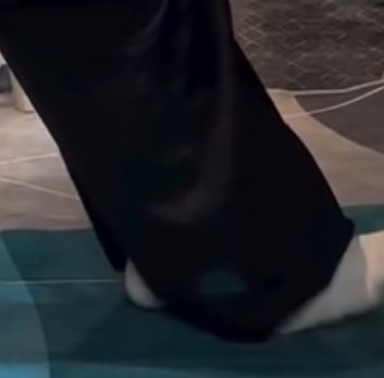 야식 땡기는데 뇌 녹고 20살한테 돈바칠련 ㅎㅎ
들어와서 내 지갑이나 채우고 꺼지자