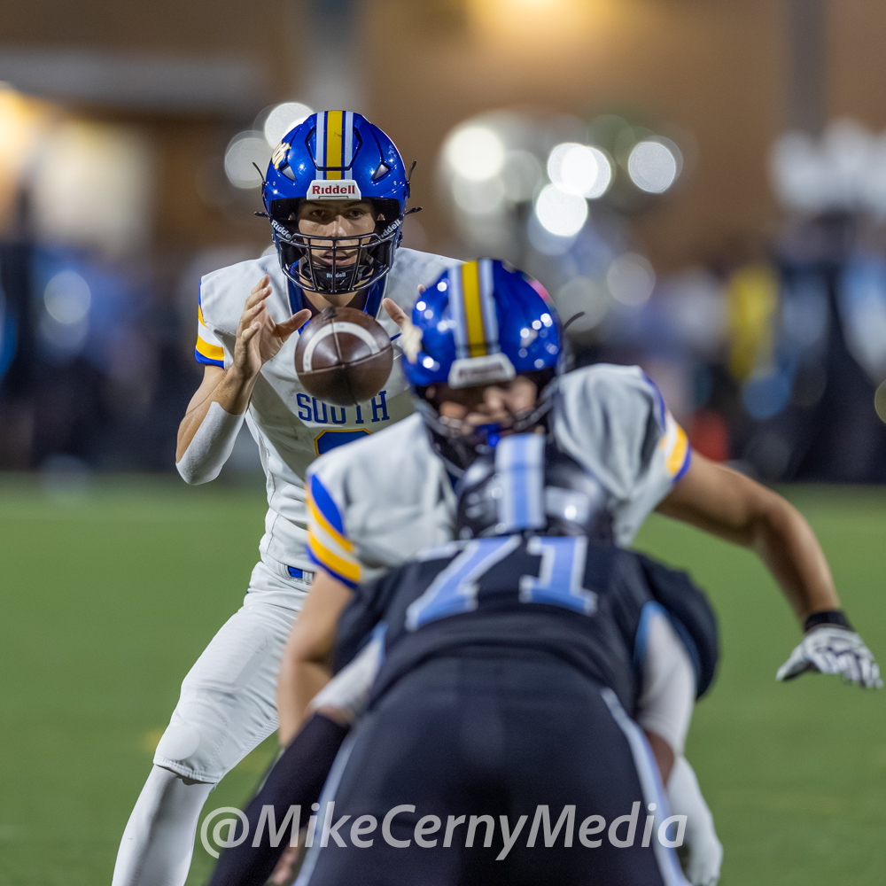 The Shawnee Mission East Lancers hosted the Olathe South Falcons at Shawnee Mission District Stadium South on Thursday night. The Lancers' momentum could best be described as yo-yo like: they jumped out to an early lead, allowed the Falcons to catch up and take the lead, and then