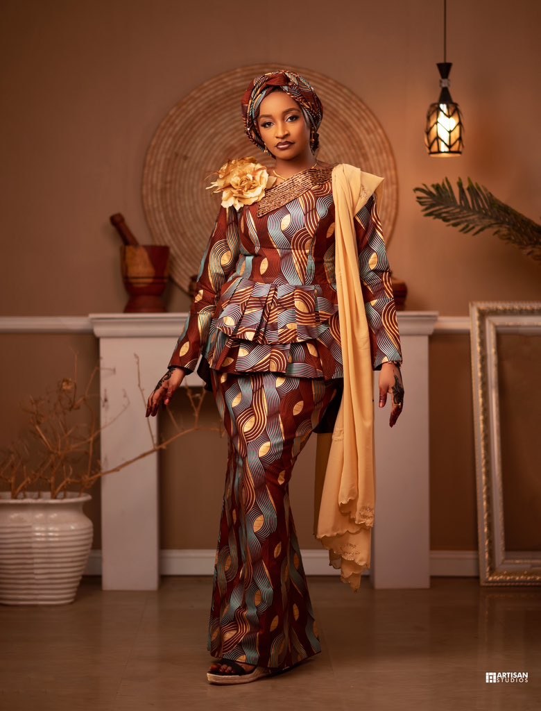 Rahma_sadau's tweet image. Jumu’ah Mubarak! 🤲🏽✨🤎🤍

May we be blessed with inner peace, mercy, and countless blessings. Ameen 🤲🏻🤎

#JumaatMubarak #AmaryaMaiCApacity @AIFF_NG