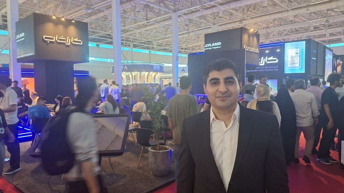 ewave_market's tweet photo. ๐ก Weโre fighting hard for you from Iran ๐ฎ๐ท Tehran!
The 28th Iran Intl. Electronic, Computer & E-Commerce Expo โก๏ธ๐ป
Stay tuned for big news on MJ & our other coins ๐๐ฅ
#SidraChain #Sidra #SidraBank #SDA #SidraDEX #SidraCoin #Iran #Crypto #MJCoin https://t.co/N5kqJJNbJ6
