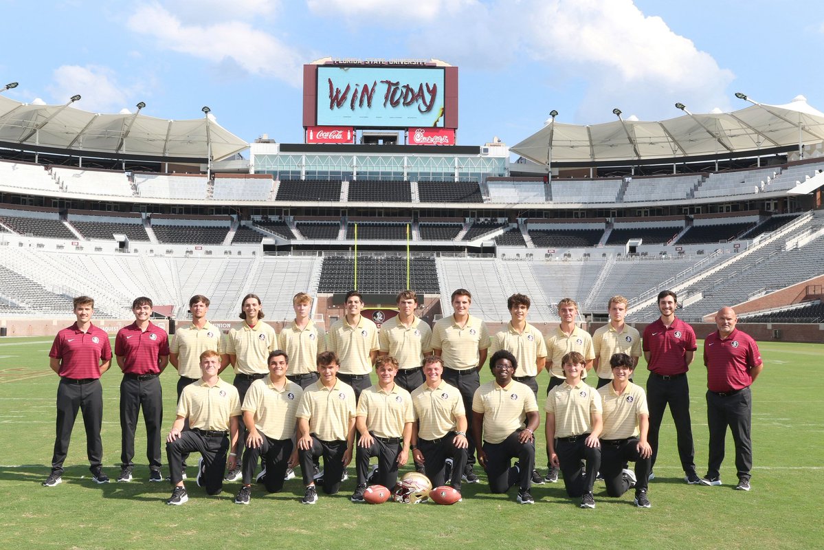 FSUFootball's tweet image. The best EQ/manager staff!

#NoleFamily