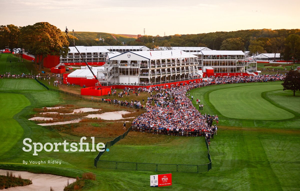 A general view during the morning foursomes on day one of the 2025 Ryder Cup at Black Course at Bethpage State Park Golf Course in New York.

📸 <a href="/vaughnridley/">Vaughn Ridley</a> 

sportsfile.com/more-images/77…